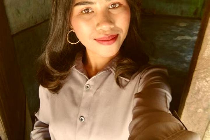 Grace, 33 — Escort in Maurole, Indonesia