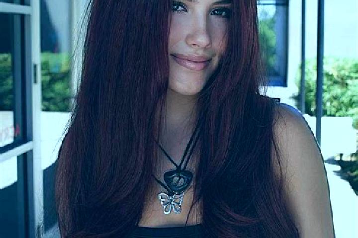 Grace, 34, a auburn dark-eyed european companion based in Sarigyugh. Offering Deep French Kissing, GFE, 69. Available for incall and outcall, overnight booki...