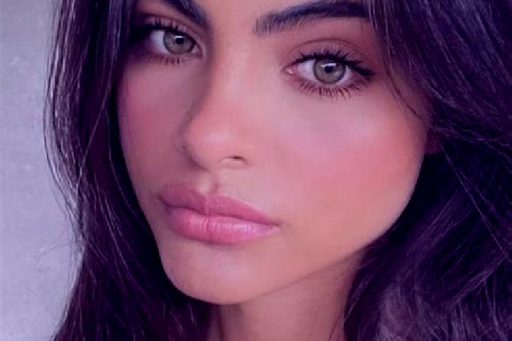Grace, 34, a black hazel-eyed european companion based in Newport. Offering Girlfriend Experience, A-Level, Massage, Travel Companion. Available for incall a...