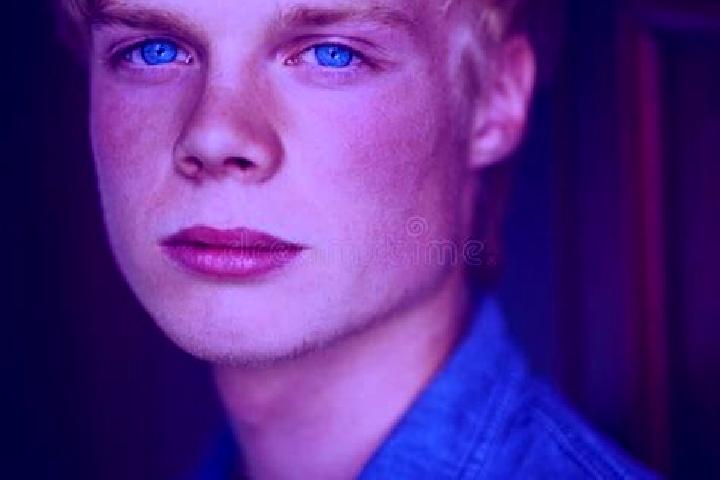 Grace, 34, a blonde blue-eyed caucasian companion based in Isola D Arbia. Offering Travel Companion, Couples, OWO, Dinner Date, Roleplay. Available for incal...