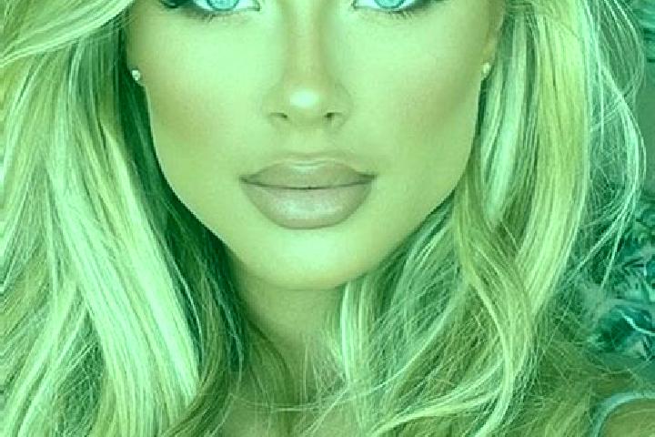 Grace, 34, a dark blonde blue-eyed latina companion based in Feni. Offering CIM, Party Girl, Striptease. Available for incall and outcall, day and evening da...