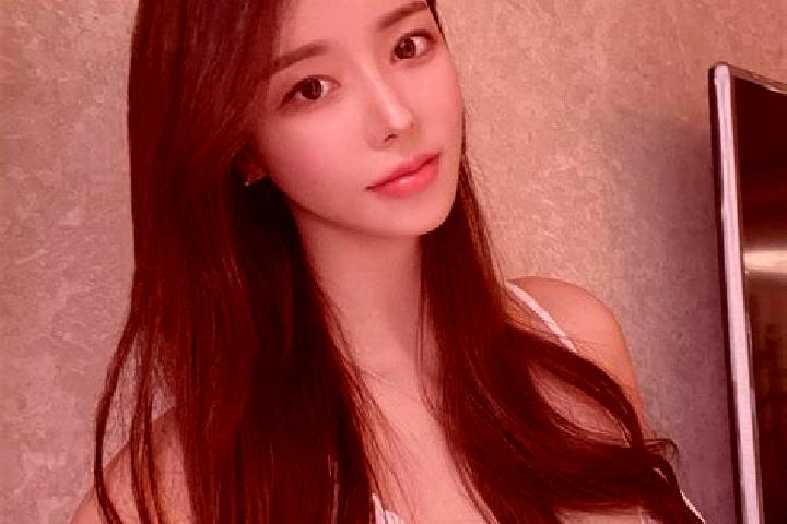 Grace, 34 — Escort in Dangliuzhuang, China