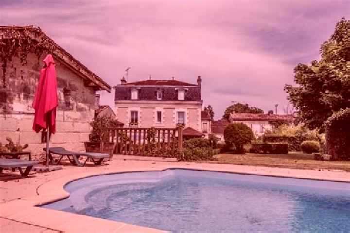 Grace, 34 — Escort in La Roche-Chalais, France