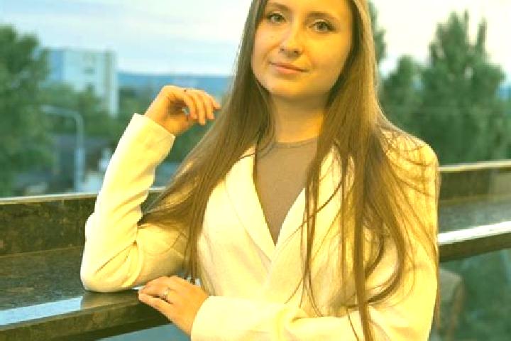 Grace, 34 — Escort in Torchyn, Ukraine