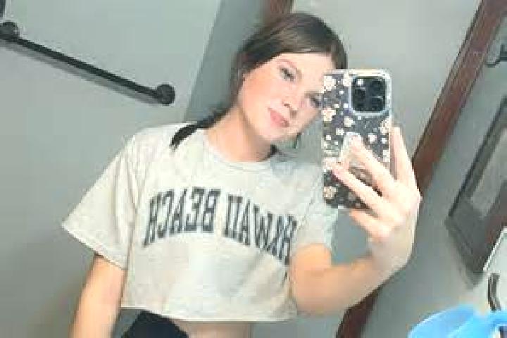 Grace, 35, a auburn amber-eyed caucasian companion based in Rogoza. Offering Party Girl, Travel Companion, Duos. Available for incall and outcall, overnight ...