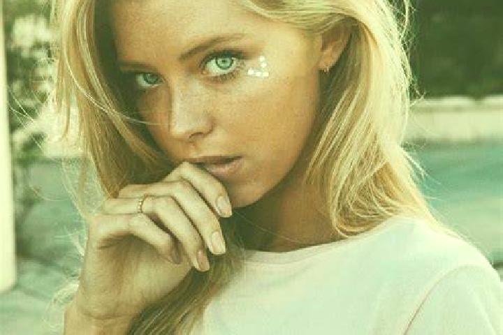 Grace, 35, a blonde blue-eyed middle eastern companion based in Tequicuilco. Offering Roleplay, Deep French Kissing, Girlfriend Experience, Overnight. Availa...
