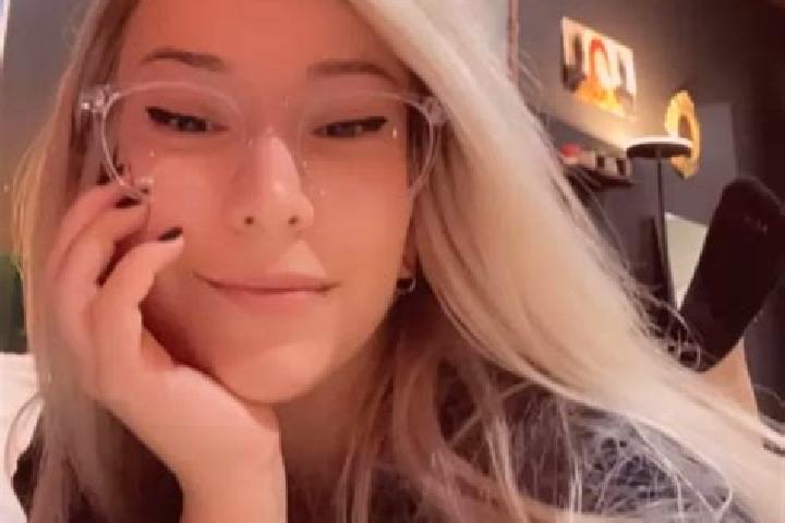 Grace, 35, a blonde grey-eyed ebony companion based in Coaltown of Wemyss. Offering Prostate Massage, Dinner Date, Fetish. Available for incall and outcall, ...