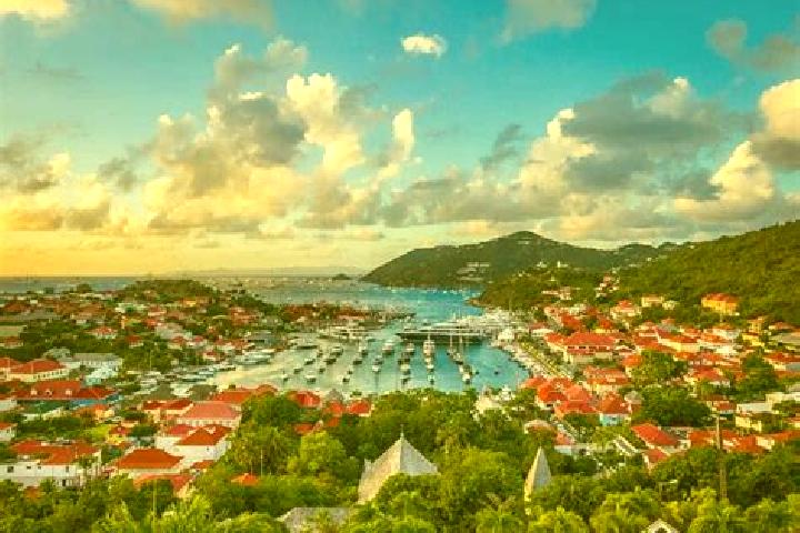 Grace, 35 — Escort in Gustavia, Saint Barthelemy