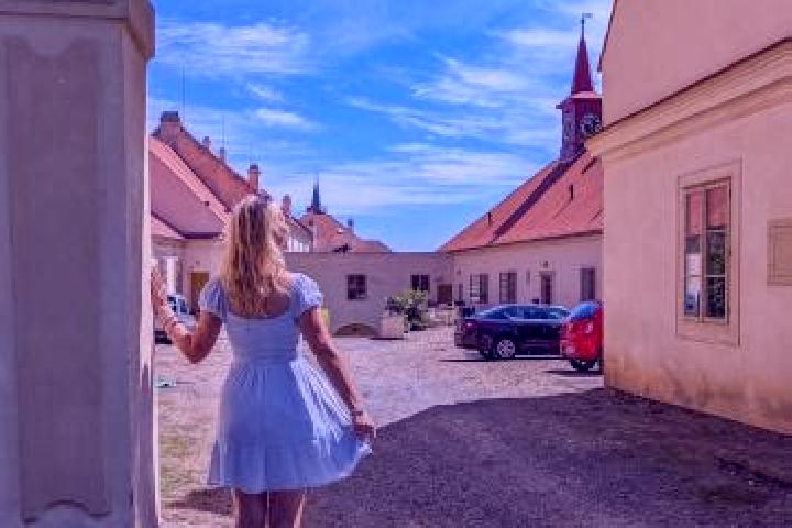 Grace, 35 — Escort in Nizbor, Czech Republic