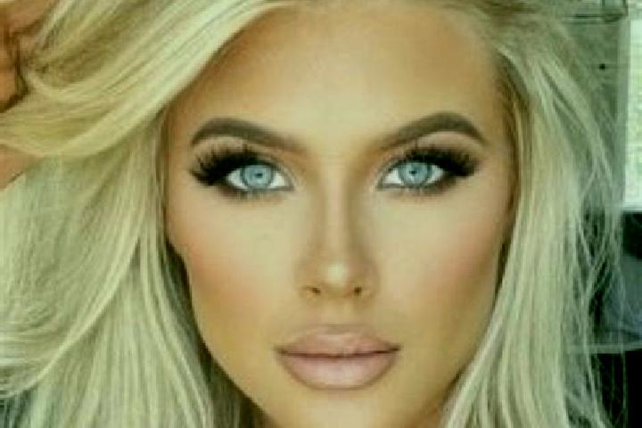 Grace, 35 — Escort in Ogmore-by-Sea, United Kingdom