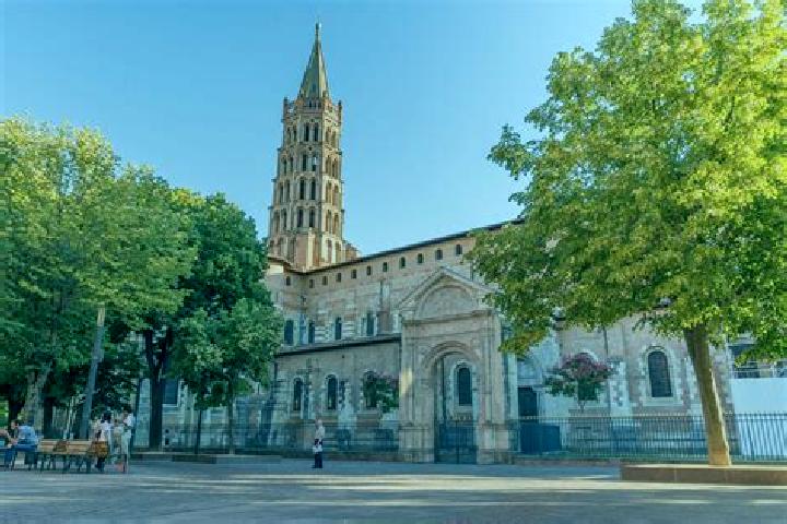Grace, 35 — Escort in Saint-Sernin, France