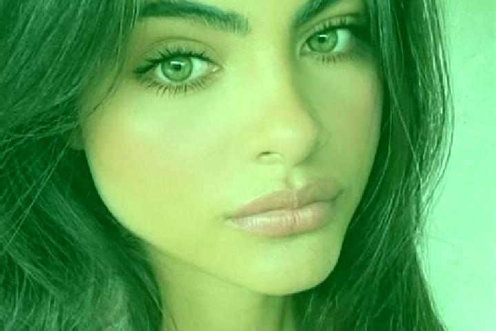 Grace, 36, a chestnut green-eyed indian companion based in Conchamarca. Offering Dinner Date, Party Girl, Striptease. Available for incall and outcall, overn...