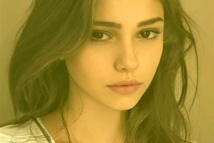 Grace, 36, a chestnut grey-eyed slavic companion based in Ulrome. Offering Deep French Kissing, Erotic Massage, Overnight, OWO. Available for incall and outc...