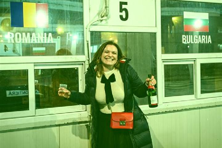 Grace, 36 — Escort in Botorani, Romania