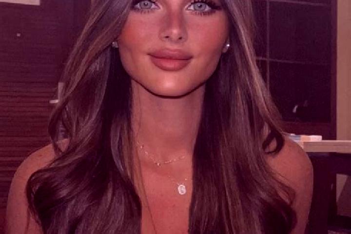 Grace, 37, a brunette dark-eyed european companion based in Penryn. Offering A-Level, GFE, Striptease, Erotic Massage. Available for incall and outcall, over...
