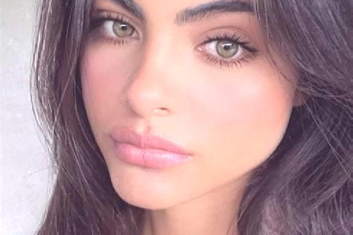 Grace, 37, a brunette green-eyed latina companion based in Tienko. Offering OWO, Massage, Prostate Massage, Couples. Available for incall and outcall, overni...