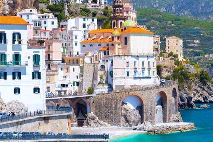 Grace, 37 — Escort in Tesimo, Italy