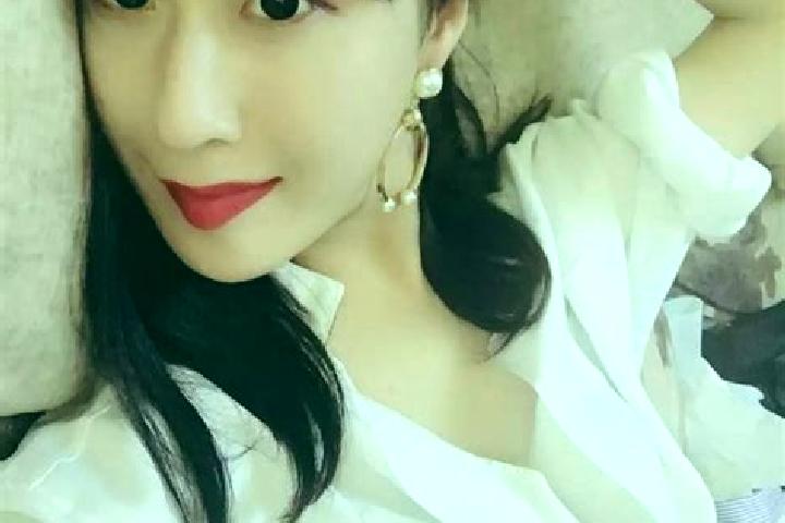 Grace, 37 — Escort in Wuzhong, China