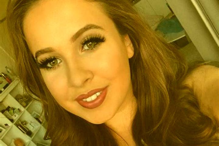 Grace, 38, a dark blonde amber-eyed latina companion based in Einville-au-Jard. Offering Roleplay, Fetish, Erotic Massage. Available for incall and outcall, ...