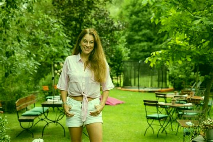 Grace, 38 — Escort in Horni Dubenky, Czech Republic