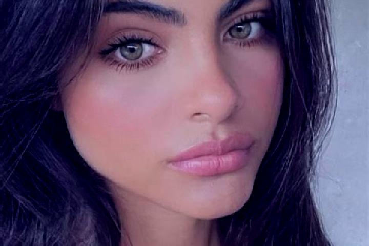 Grace, 39, a black hazel-eyed middle eastern companion based in Sonico. Offering OWO, Striptease, Tantra. Available for incall and outcall, day and evening d...