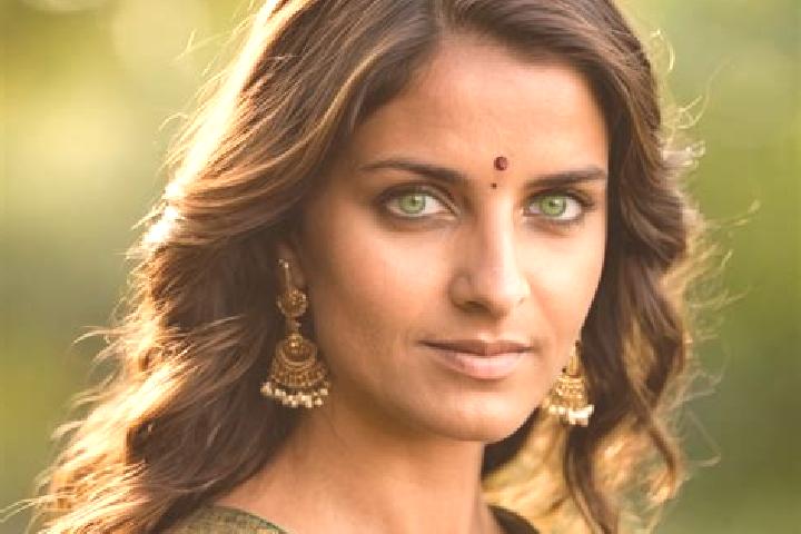 Grace, 39, a chestnut green-eyed indian companion based in Lancheng. Offering Overnight, Party Girl, Tantra. Available for incall and outcall, day and evenin...