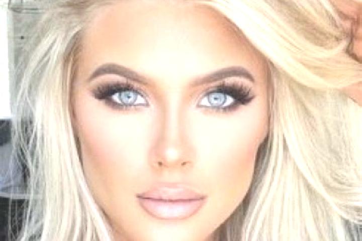 Grace, 39, a platinum blonde brown-eyed middle eastern companion based in Makey. Offering BDSM, A-Level, Roleplay, Girlfriend Experience. Available for incal...