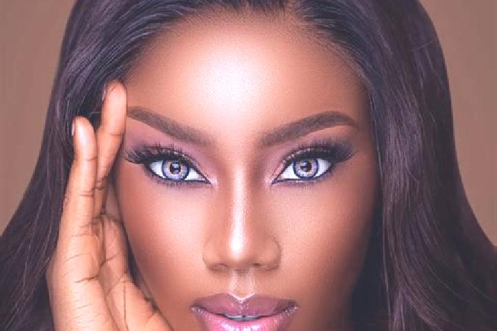 Grace, 39, a red blue-eyed ebony companion based in Escucha. Offering Deep French Kissing, 69, Prostate Massage, Striptease. Available for incall and outcall...