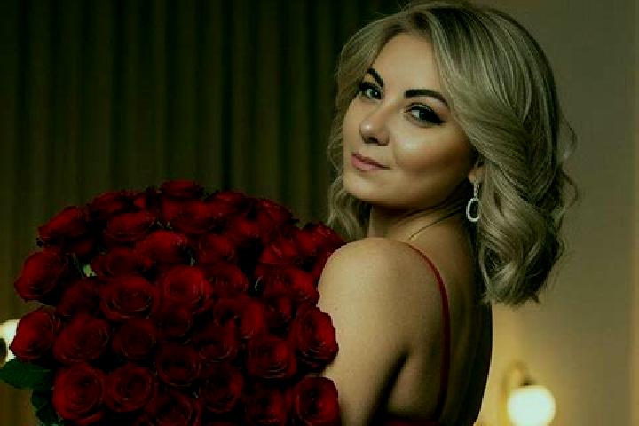 Grace, 39 — Escort in Verkhnodniprovsk, Ukraine