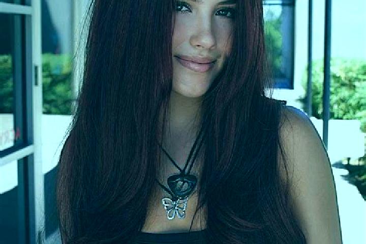 Hannah, 20, a auburn dark-eyed caucasian companion based in Chesa. Offering Erotic Massage, Overnight, BDSM, 69. Available for incall and outcall, overnight ...
