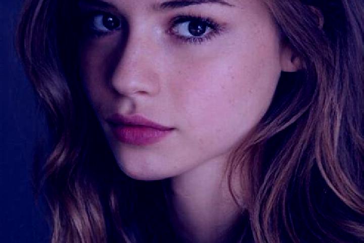 Hannah, 20, a auburn hazel-eyed mixed companion based in Puerto Yerua. Offering GFE, Couples, Domination. Available for incall and outcall, overnight booking...