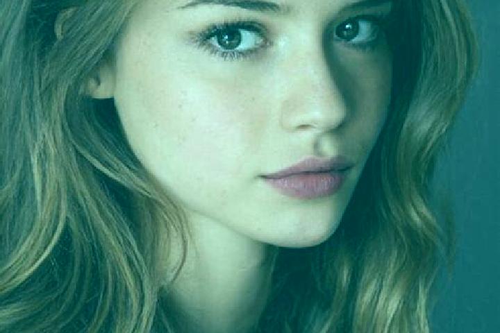 Hannah, 20, a chestnut green-eyed latina companion based in Zuerich (Kreis 1). Offering Deep French Kissing, Travel Companion, 69, Erotic Massage. Available ...