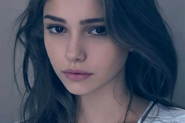 Hannah, 20, a dark blonde grey-eyed slavic companion based in Pakhanjur. Offering 69, Travel Companion, Deep French Kissing, Party Girl. Available for incall...
