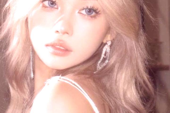 Hannah, 20, a platinum blonde amber-eyed asian companion based in Sandala. Offering Roleplay, OWO, Travel Companion. Available for incall and outcall, day an...