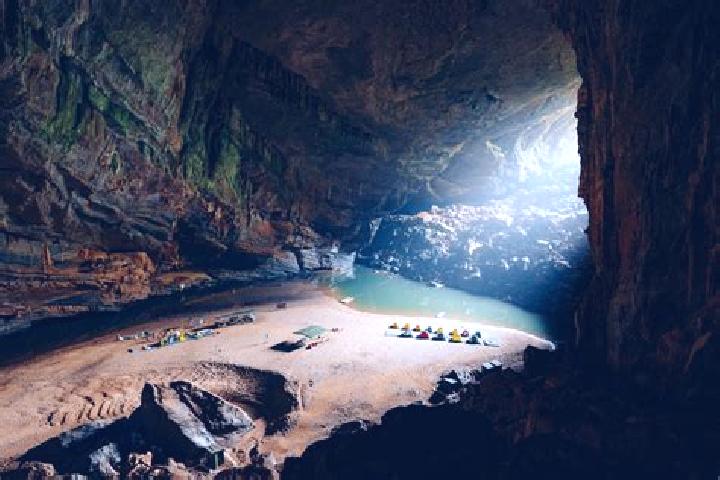 Hannah, 20 — Escort in Cave, Italy