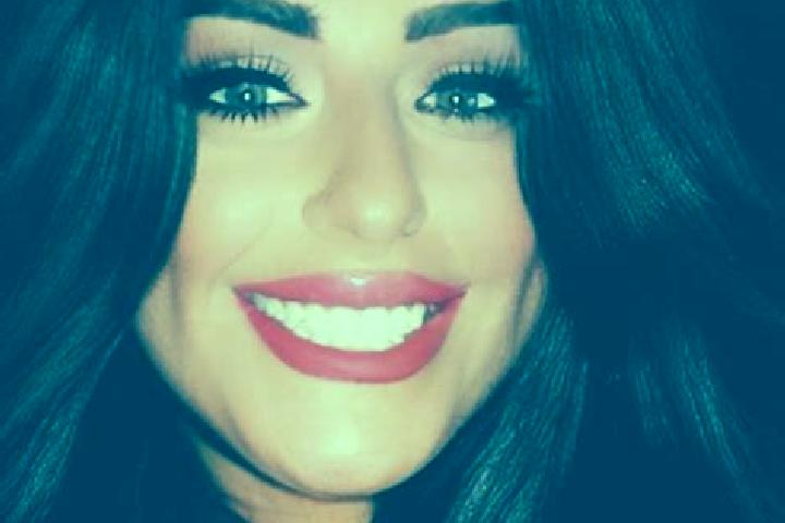 Hannah, 20 — Escort in Corca, Spain