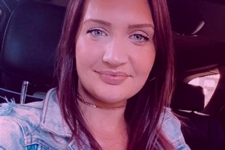 Hannah, 20 — Escort in Odell, United States