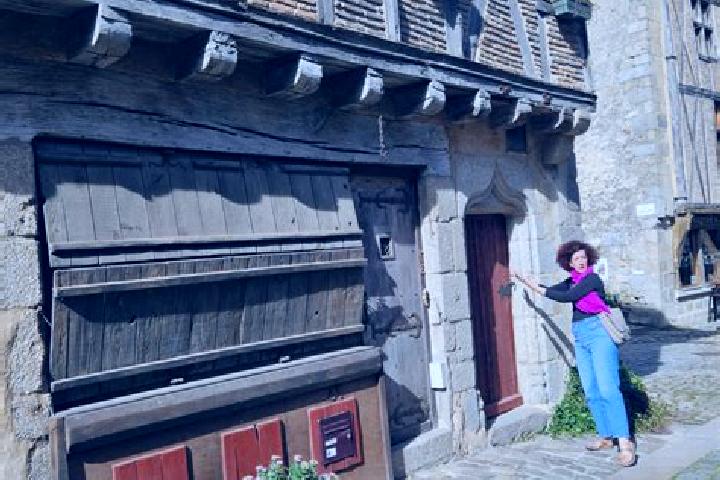 Hannah, 20 — Escort in Vernoux-en-Gatine, France