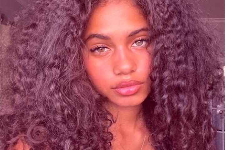 Hannah, 21, a black grey-eyed ebony companion based in Piadyky. Offering Party Girl, Massage. Available for incall and outcall, day and evening dates.