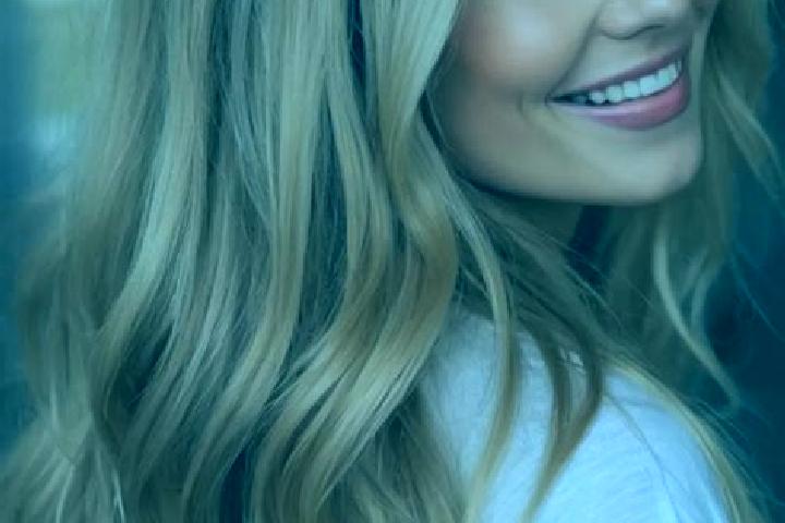 Hannah, 21, a blonde hazel-eyed indian companion based in Fuente Encalada. Offering Travel Companion, Striptease, Overnight. Available for incall and outcall...