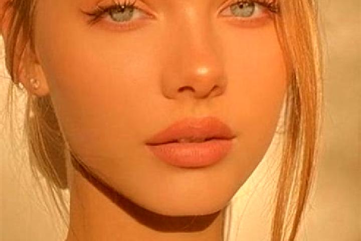 Hannah, 21, a dark blonde blue-eyed caucasian companion based in Mercin-et-Vaux. Offering Travel Companion, GFE, Fetish, BDSM. Available for incall and outca...