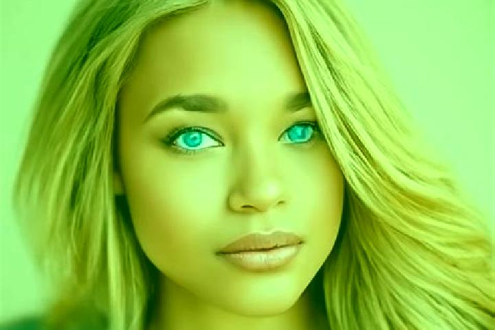 Hannah, 21, a dark blonde blue-eyed latina companion based in Zugliano-Terenzano-Cargnacco. Offering Roleplay, Duos, Party Girl, Tantra. Available for incall...
