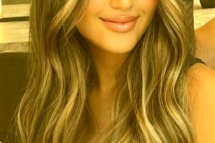 Hannah, 21, a dark blonde brown-eyed mediterranean companion based in Radauti-Prut. Offering A-Level, Girlfriend Experience, Striptease, Fetish, Duos. Availa...