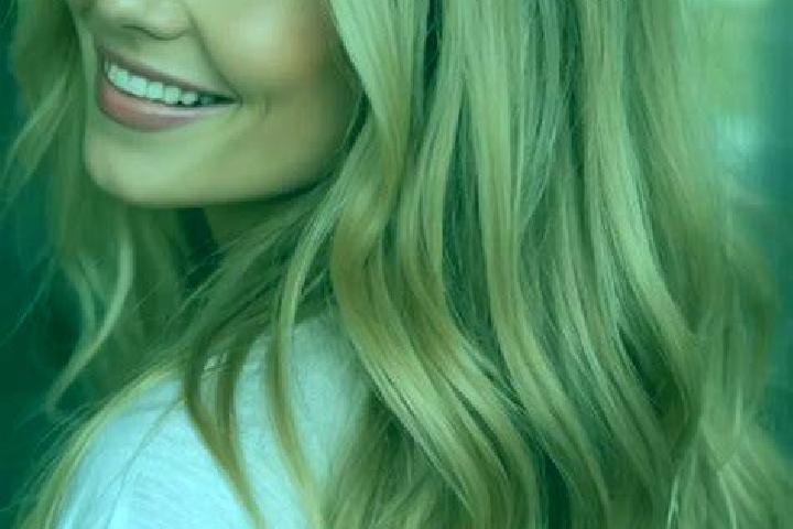 Hannah, 21, a dark blonde hazel-eyed caucasian companion based in Rosvik. Offering Domination, Travel Companion, CIM. Available for incall and outcall, day a...