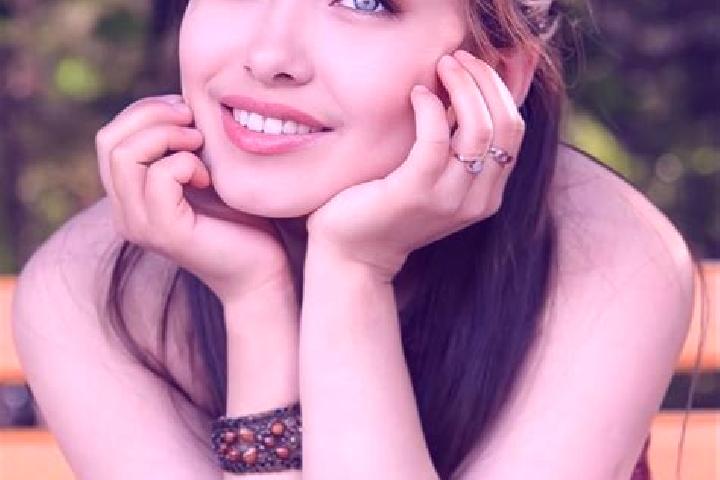 Hannah, 21, a red blue-eyed asian companion based in Titu. Offering Overnight, Tantra, Prostate Massage, Roleplay, Duos. Available for incall and outcall, da...