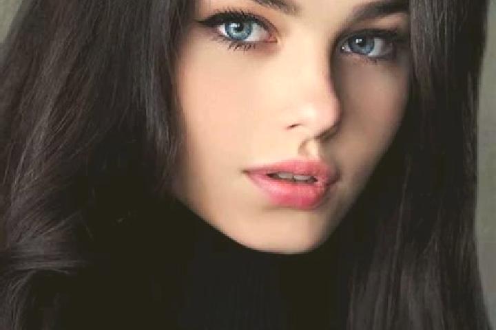 Hannah, 21, a red dark-eyed caucasian companion based in Lavradio. Offering OWO, 69, Domination, Overnight, Striptease. Available for incall and outcall, ove...