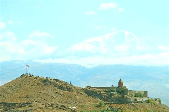 Hannah, 21 — Escort in Arzakan, Armenia