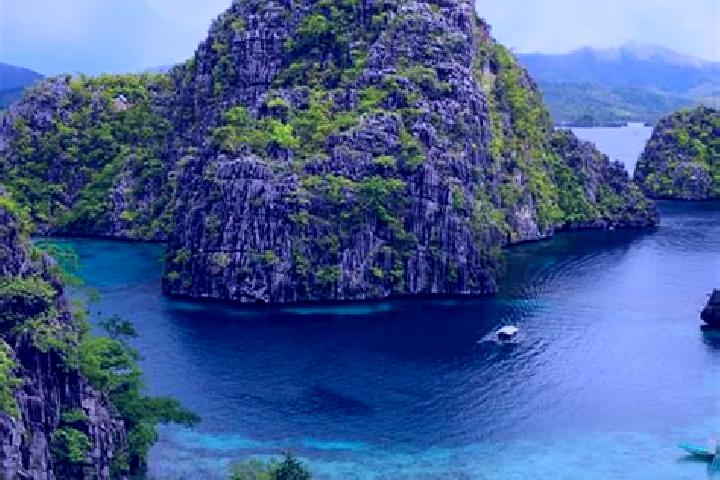 Hannah, 21 — Escort in Damatulan, Philippines
