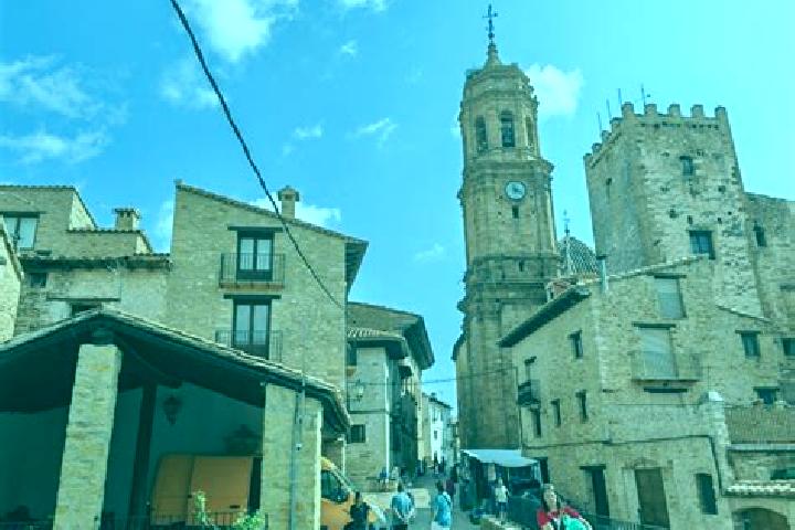 Hannah, 21 — Escort in La Iglesuela del Cid, Spain