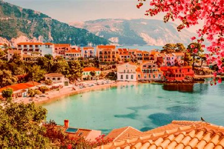 Hannah, 21 — Escort in Pagouria, Greece
